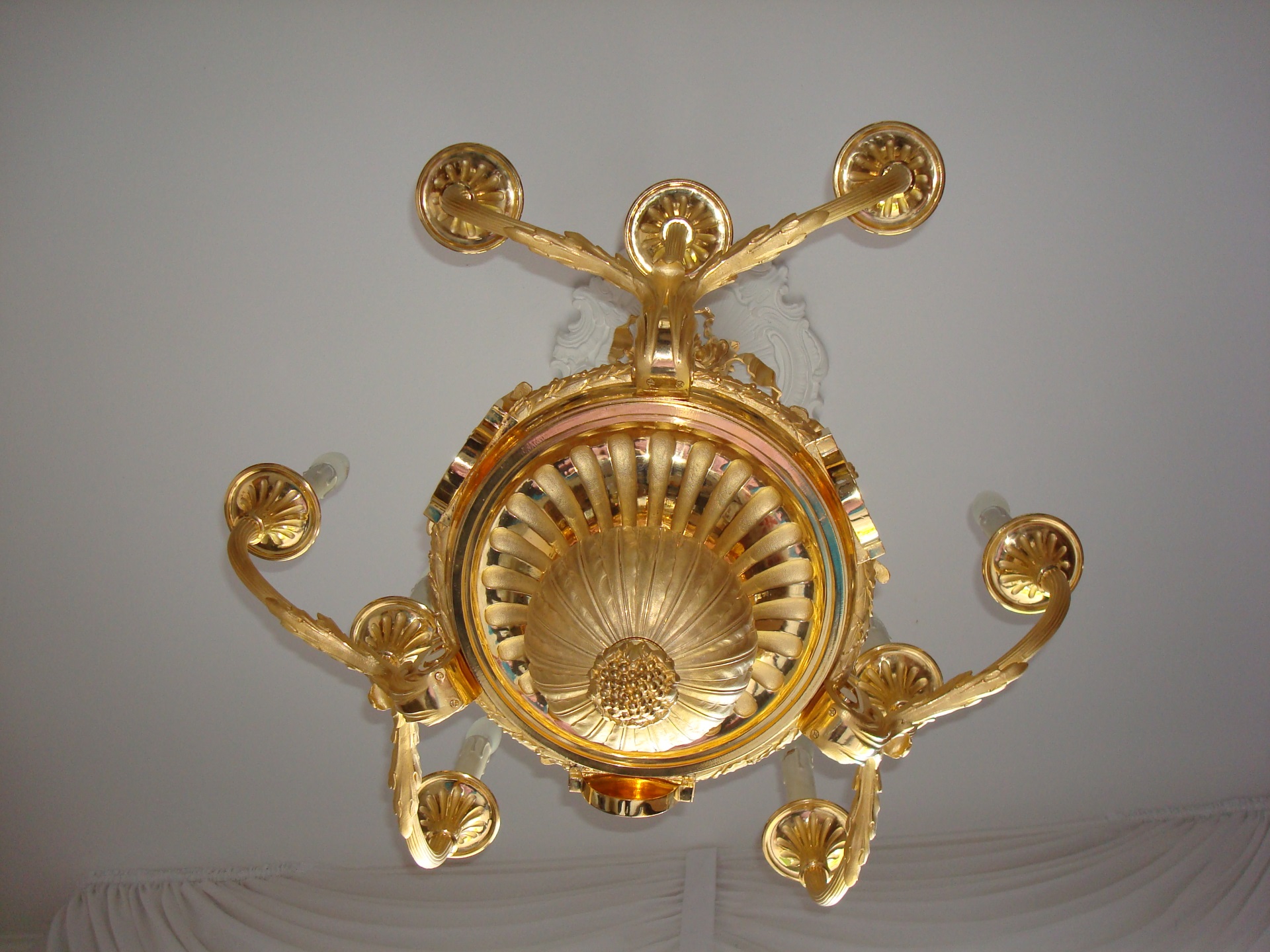 Hhistorismus Deckenlampe. Vorderansicht 2