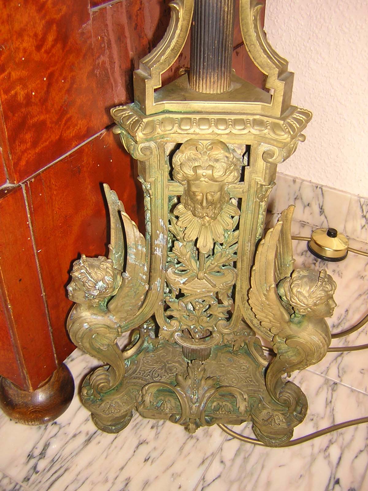 Napoleon 3. Stehlampe. Unrestauriert