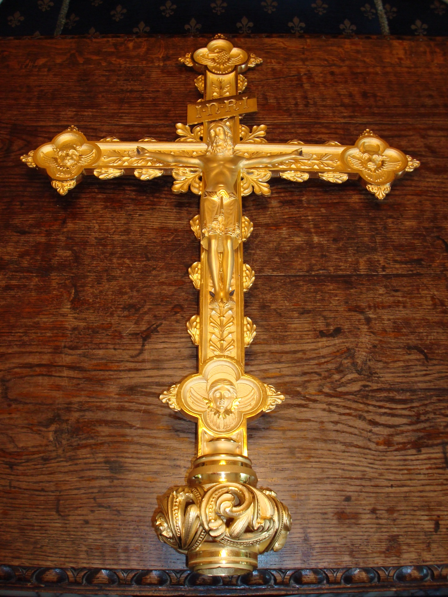 Kruzifix Münster Dom, Vorderansicht 