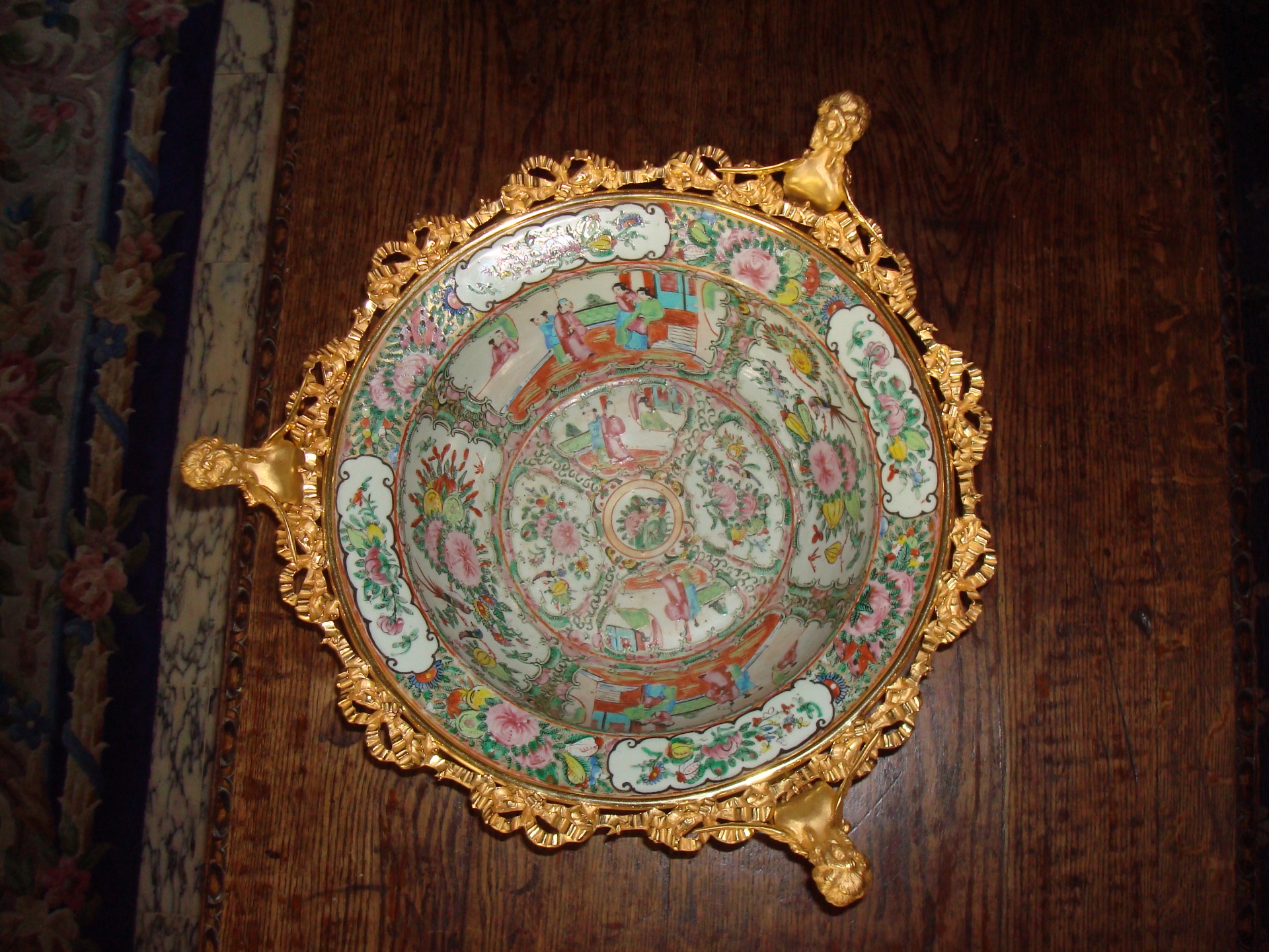 China Kanton, Vorderansicht